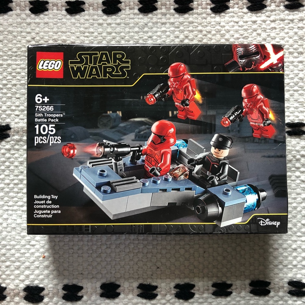 NIB Star Wars Sith Troopers Battle Pack 75266